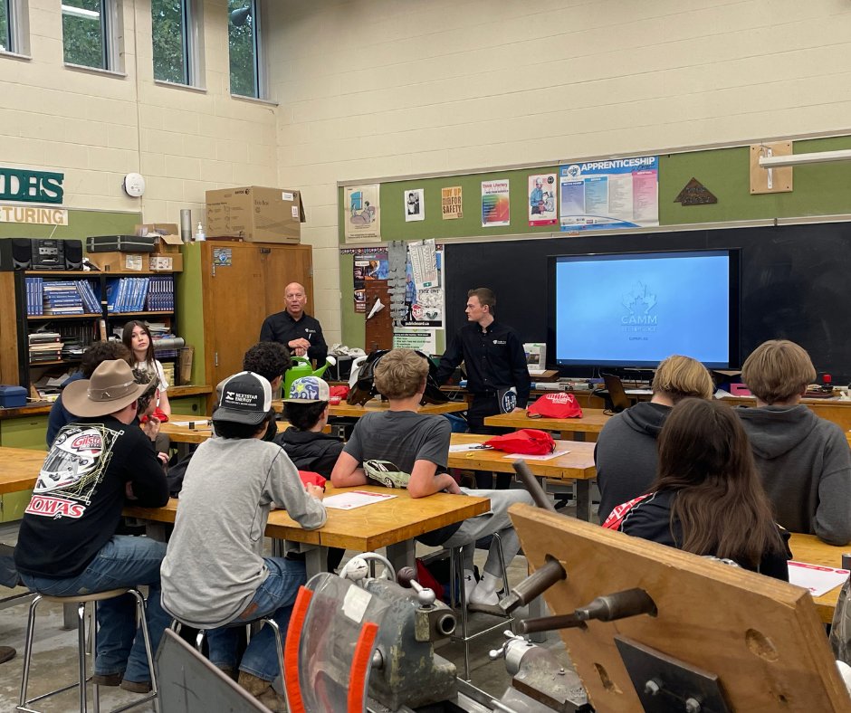 CavalierTool's tweet image. Throughout October, Cavalier Tool visited local high schools to shine a light on the future of mold making and the hashtag #SkilledTrades.

We spoke with students, parents, and educators about how manufacturing has transformed

Join the #CavalierArmy today!