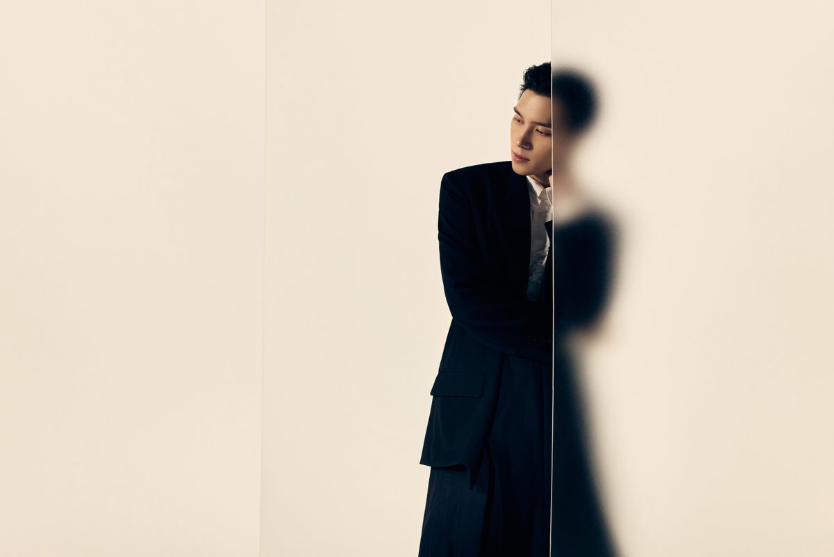 WayV_official's tweet image. We Ain’t Fading #HENDERY

WayV Winter Special Album 【白色定格 (Eternal White)】
➫ 2025.12.08 (CST/KST)

💿Pre-order
WayV.lnk.to/EternalWhite

#WayV #威神V #白色定格
#WayV_EternalWhite