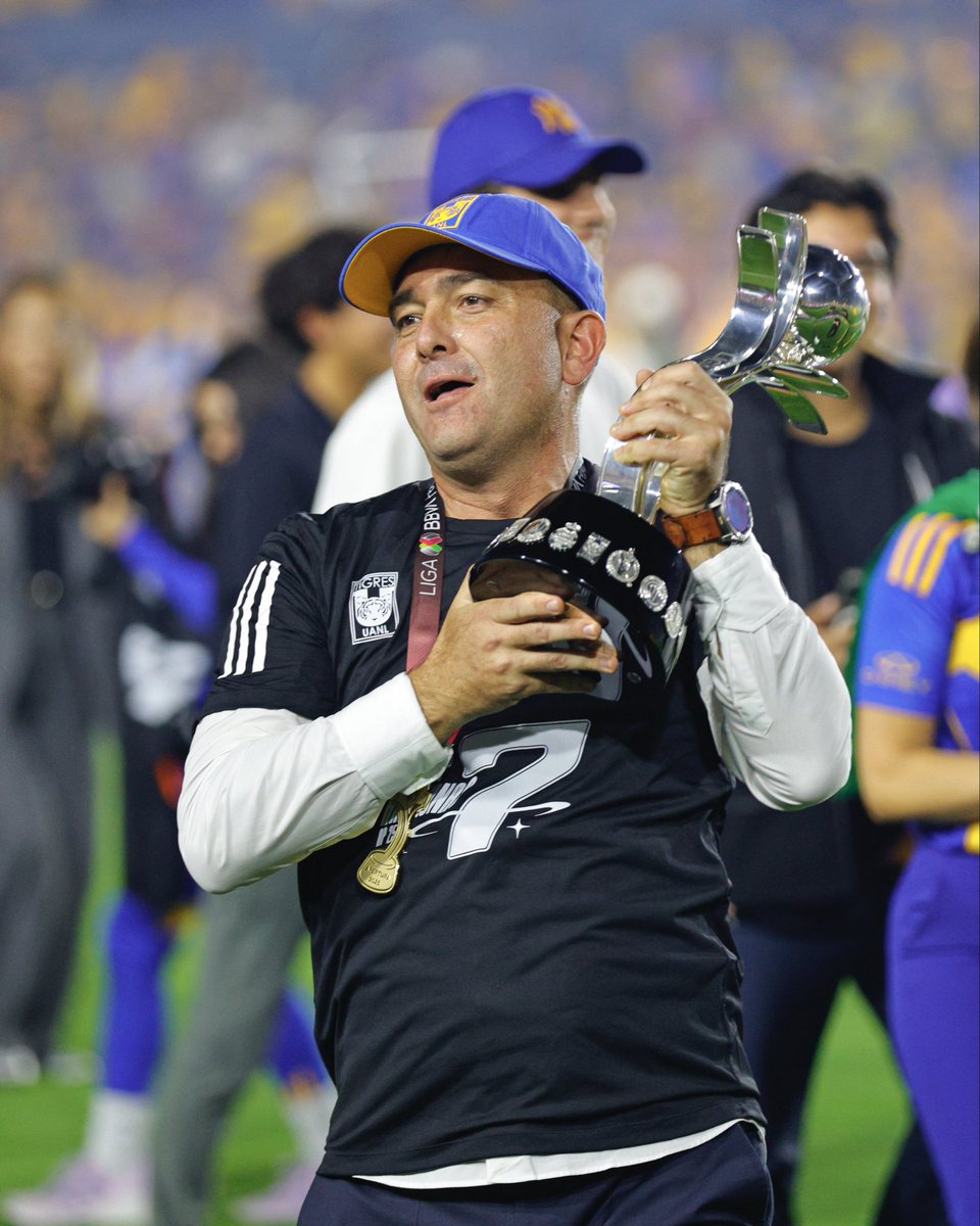 Pedro Martínez Losa tweet media