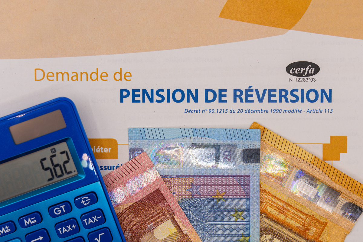 DemarchesAdm's tweet image. Faut-il réformer la pension de réversion ? Alors que de nombreux régimes coexistent avec des conditions et des modalités variables, le Conseil d’Orientation des Retraites (COR) propose en tout cas certains changements. ⤵️
demarchesadministratives.fr/actualites/le-…