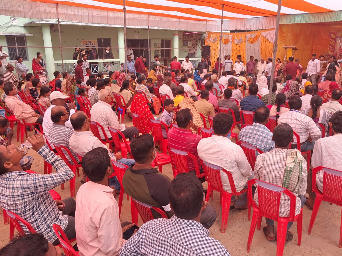 BDO_BEGUNIAPADA's tweet image. Organization of #BBSA camp at Beguniapada Block Premises in presence of Hon&apos;ble MLA, PRI Members and DDRC Staff. A total no of 197 no of beneficiaries registered for different benefits.