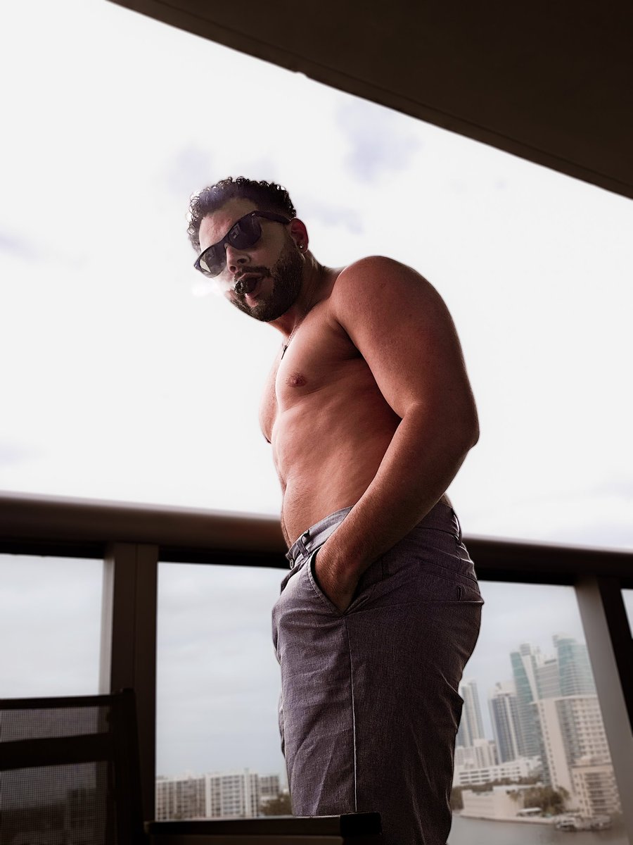 Shirt on vs  Shirt off