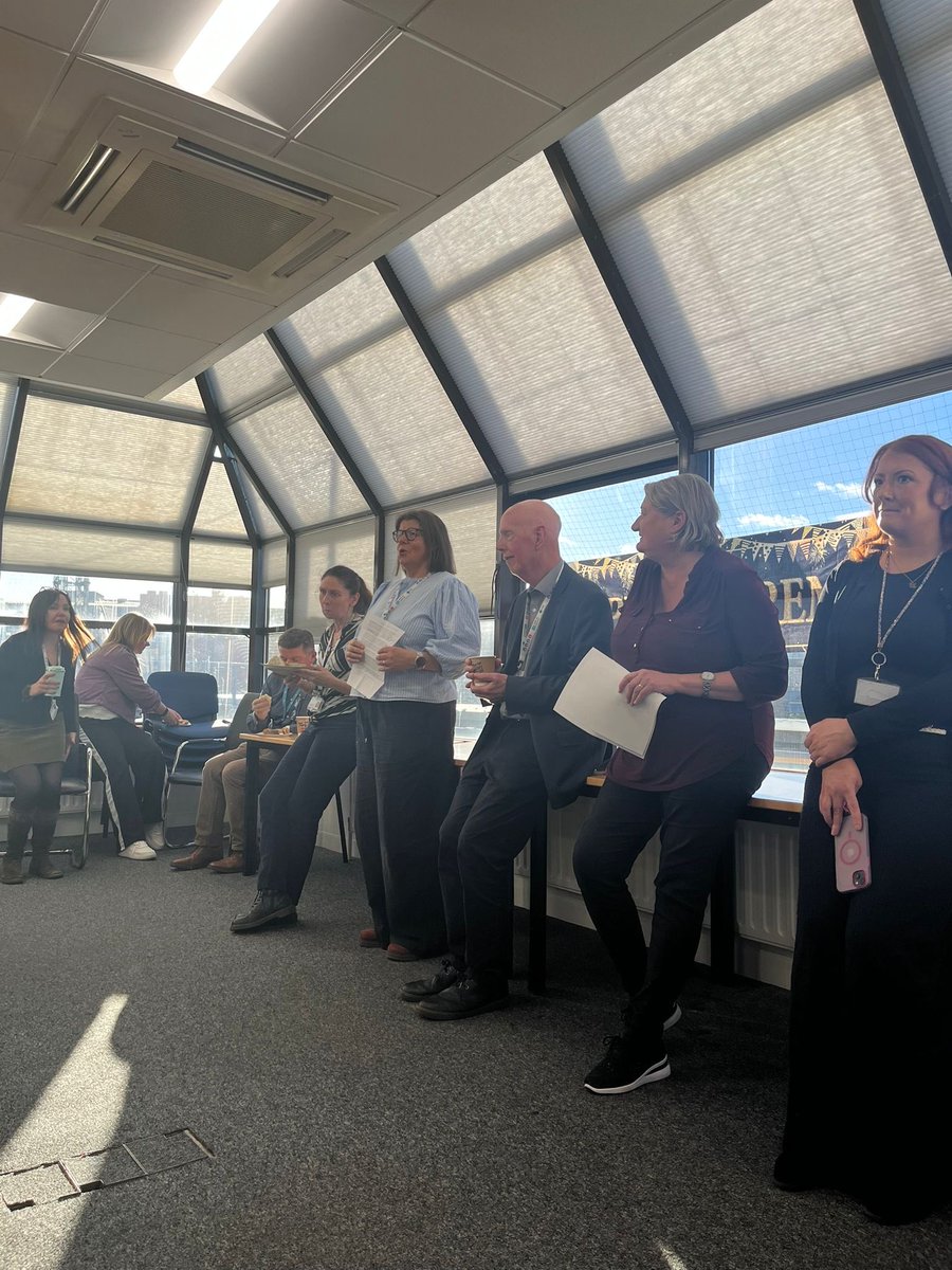 Pauline Leeson tweet media