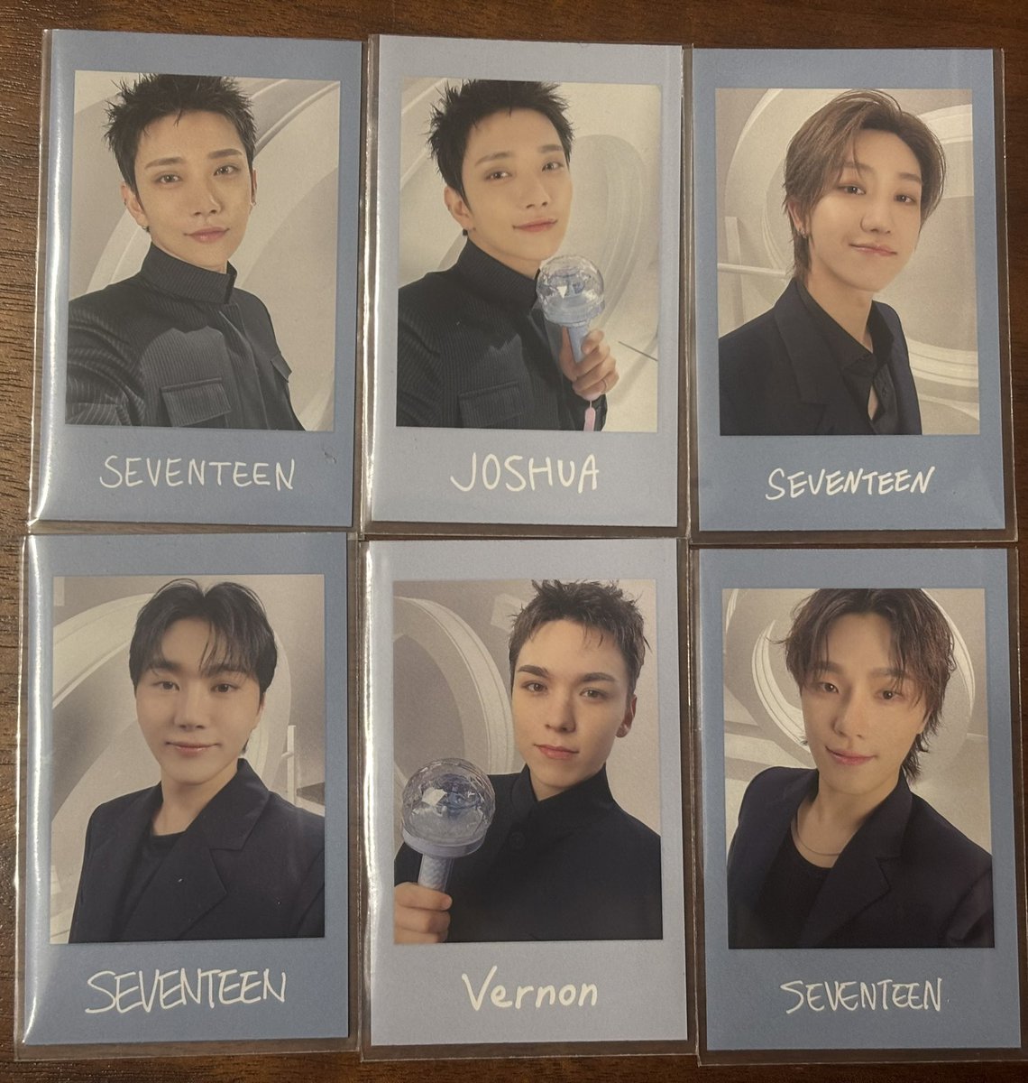 Rei10488js's tweet image. SEVENTEEN セブチ イルコン NEW_ インスタントフォト トレカ ミニポーチ ガチャ交換

譲：1〜3枚目、ジョシュア、ジュン、ミンギュ、ミョンホ、DK、スングァン、バーノン、ディノ
求：4枚目　エスクプス

郵送、または手渡し(12/11.12東京ドーム)
未成年の方🙇‍♀️
お気軽にお声掛けください。