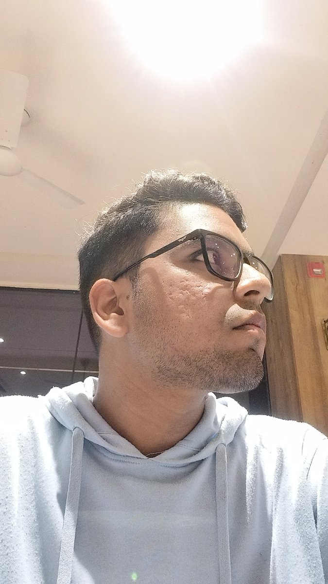 _overthinker05's tweet image. Bhai ChatGPT ne full “engineer with no tools” mode on kar diya!
Tumne bola “photo edit karke do” aur usne kya kiya?
Background ka 80% uda diya, bas tumko Xerox copy ki tarah beech me chipka diya!
#ChatGPT #chatgpt5 @ChatGPTapp rate your creativity @ChatGPTapp out of 10