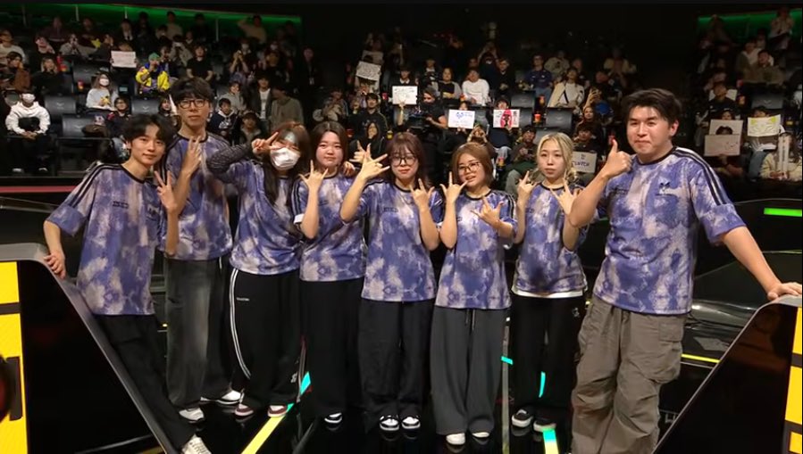 제가 챔피언스를 바라보며 선수 생활을 시작한 지도 어느새 4년이라는 시간이 흘렀더라고요. 돌이켜 보면 그 시간 동안 저는 정말 ‘챔스’라는 목표 하나만 바라보며 버텨왔던 것 같아요. 그리고 마침내, 그 꿈을 이룬 그 순간…
말로 표현하기 어려울 만큼 벅차고 눈물이 날 만큼 감사했습니다.

정말