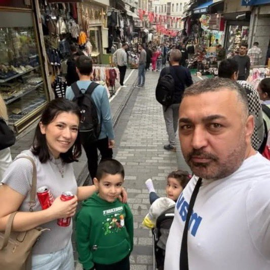 SON DAKİKA | Böcek ailesinin otopsi raporu savcılığa sunuldu. (Dilek Yaman Demir)

• Kanlarında zehire rastlanmadı.
• Yediği yemeklerde zehir tespit edilmedi.
• Otel odasından alınan örneklerde fosfin maddesi tespit edildi.
• 4 kişilik ailenin Fosfin gazından öldüğüne dair