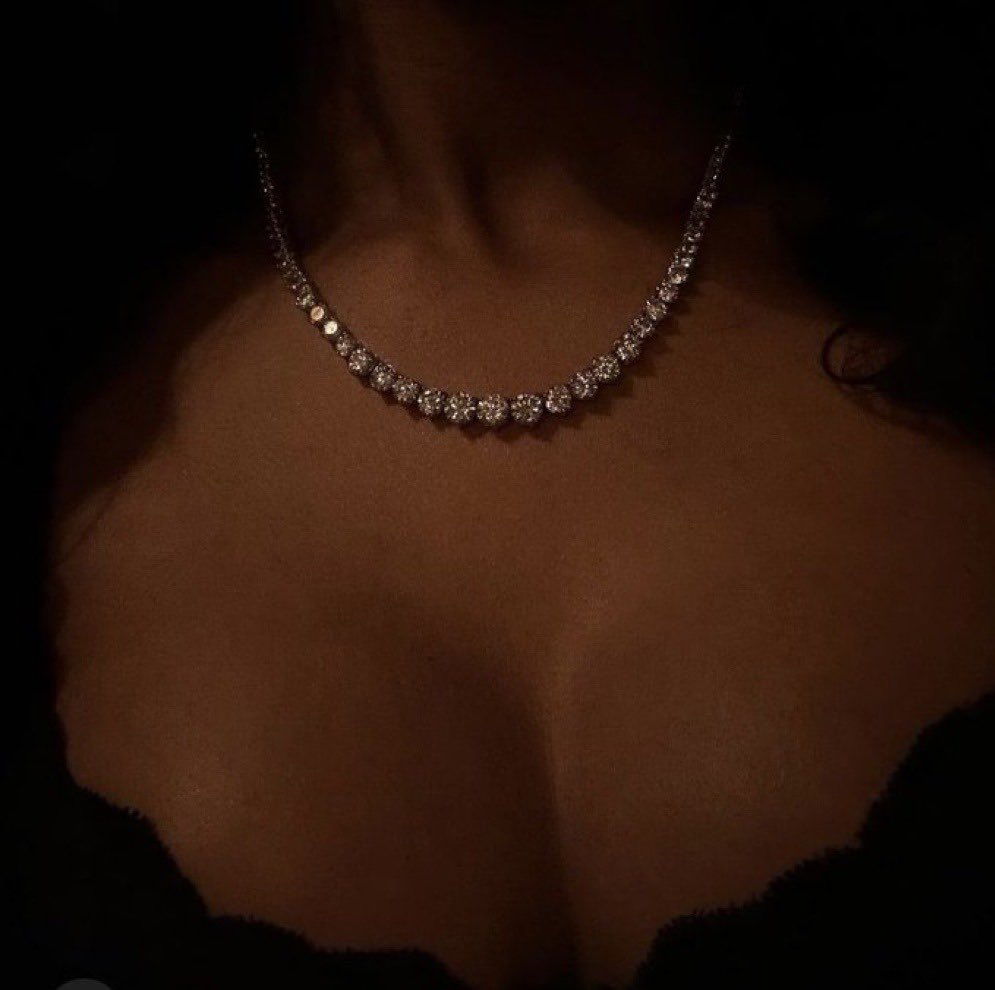 𝒥 (@suaverotic) on Twitter photo 