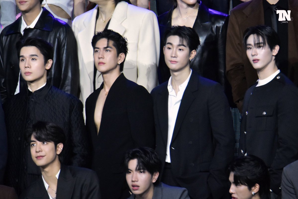 TN9193s's tweet image. 25.11.25

แก๊งเฮีย🥹🩵🧡

#GMMTV2026 
#jimmyyjp #sea_tawinan #fforce_ #kasibook