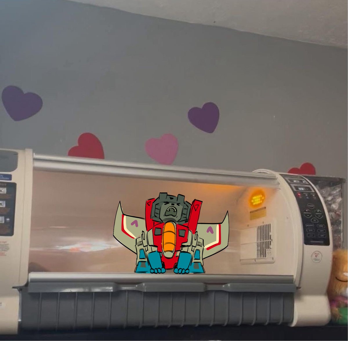 mafisamba's tweet image. YOU CANT KEEP ME IN HERE MEGATRON
AAAAAAAAAAAAA