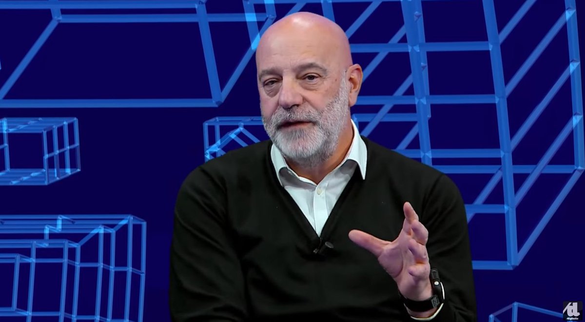 GiovannaDiTroia's tweet image. Serve un incastro magico per far incontrare la necessità del cliente e l&apos;#IA, perché si sa che la tecnologia #AI funziona ma non sanno dove applicarla. Servono processi più sciolti e di fiducia

🎙️Francesco Sartini, CIO di @blueit_news 

⏩bit.ly/ai-for-humans2…
#AIForHumans #ad