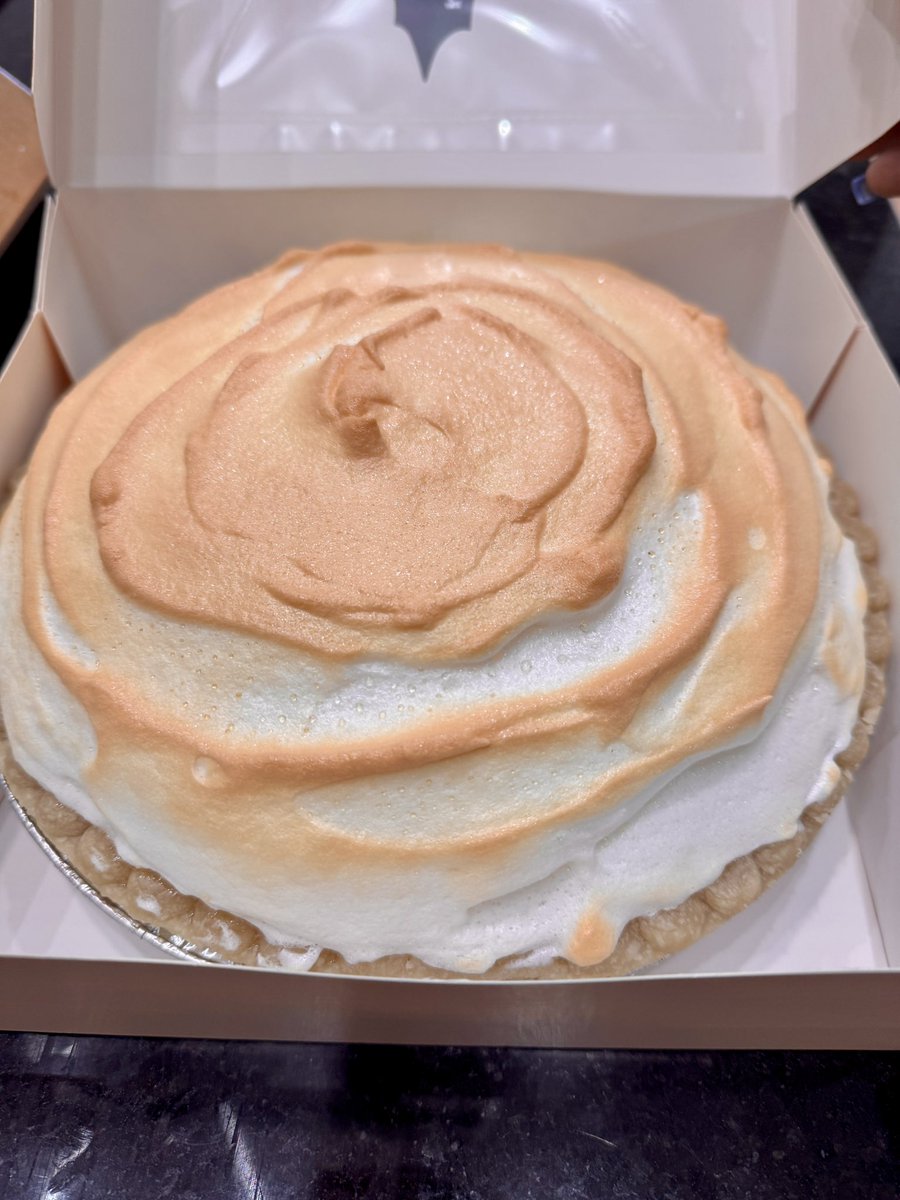 Christy! Bulldog Belle! tweet media