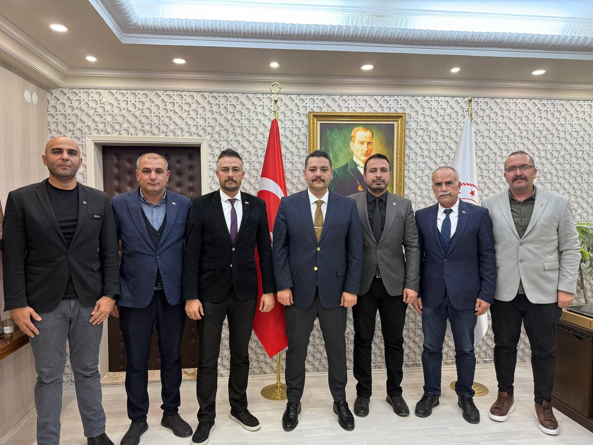 📍MAKAM ZİYARETİ

Türk Eğitim Sen Konya 4 Nolu Şube Başkanı Sayın İlker SEKKİN ve Yönetim Kurulu ile birlikte Kaymakamımız Sayın Can <a href="/alperentasavli/">Alperen TAŞAVLI</a>'yı makamında ziyaret ederek hayırlı olsun dileklerini ilettiler.
Nazik ziyaretleri için kendilerine teşekkür ederiz.