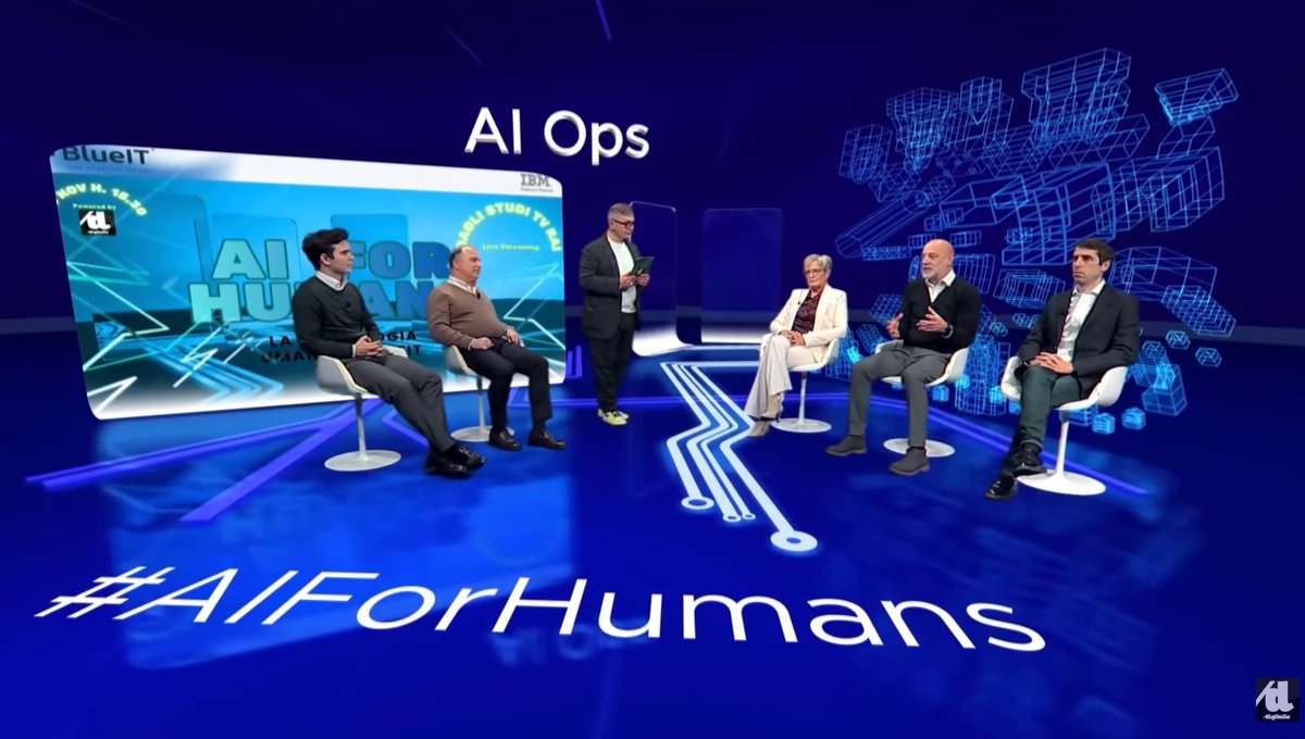 GiovannaDiTroia's tweet image. Serve un incastro magico per far incontrare la necessità del cliente e l&apos;#IA, perché si sa che la tecnologia #AI funziona ma non sanno dove applicarla. Servono processi più sciolti e di fiducia

🎙️Francesco Sartini, CIO di @blueit_news 

⏩bit.ly/ai-for-humans2…
#AIForHumans #ad