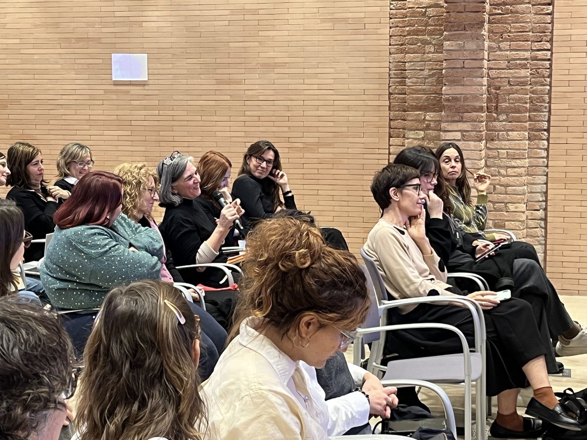 #SomCERCA | 📢 Avui, 25N, reafirmem el compromís amb la igualtat de gènere en recerca i universitats.

Xarxes de suport, mentoria i polítiques actives són claus per entorns segurs i respectuosos.

#RecercaAmbRespecte #25N #25N2025

🔗tuit.cat/cR7g7
