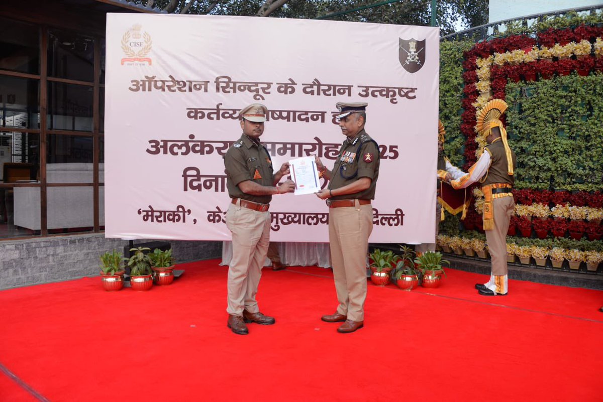 CISFSouth's tweet image. *CISF’s Commandant Ravi Yadav &amp;amp; 18 teammates earned the DG’s Disc for heroic actions in #OperationSindoor (May 2025)*!

Evacuated 250 civilians from Uri Hydro amid shelling, reinforced bunkers, neutralised drones.

 #CISF #Bravery #NationalSecurity #Uri #DutyAboveSelf
@CISFHQrs