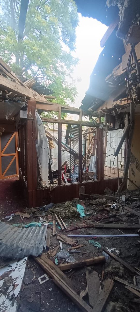 CISFSouth's tweet image. *CISF’s Commandant Ravi Yadav &amp;amp; 18 teammates earned the DG’s Disc for heroic actions in #OperationSindoor (May 2025)*!

Evacuated 250 civilians from Uri Hydro amid shelling, reinforced bunkers, neutralised drones.

 #CISF #Bravery #NationalSecurity #Uri #DutyAboveSelf
@CISFHQrs