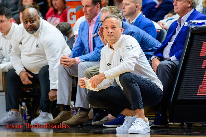 JohnsonJarret's tweet image. 🚨Hoops Scoop🚨

#TexasTech Looks to Bounce Back from Blowout Loss to Purdue

Full video: 247sports.com/college/texas-… #GunsUp #WreckEm