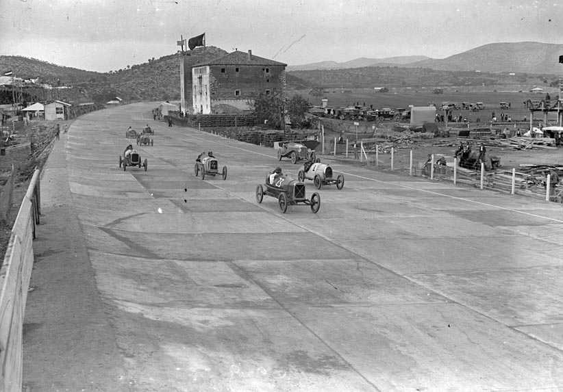 Autòdrom Terramar tweet media