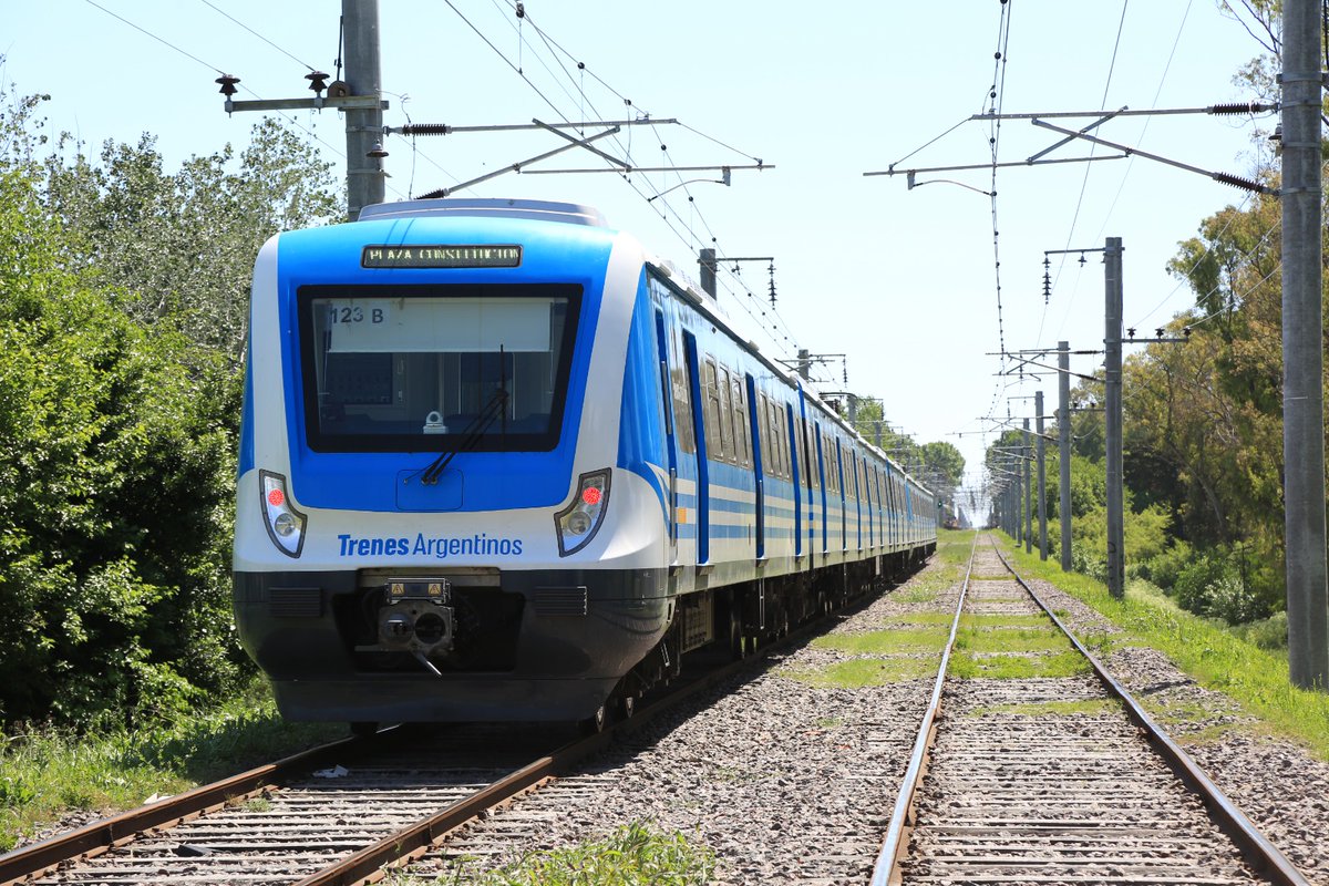 Se adjudica la renovación de 13,6 km de vías en la Línea Roca
argentina.gob.ar/noticias/se-ad…