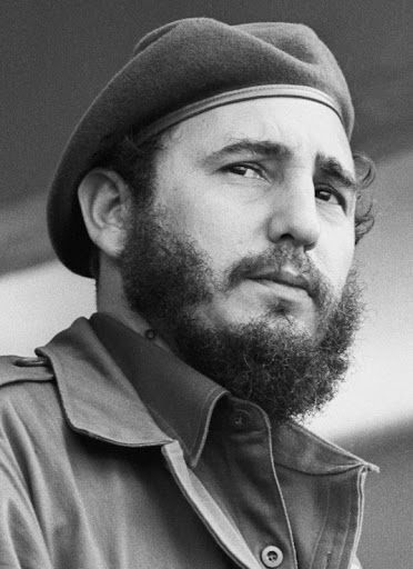 Recordamos a nuestro Comandante Eterno, en el 9no aniversario de su desaparición física, siendo mas firmes que nunca sus ideas.
Cuanta falta nos hace.