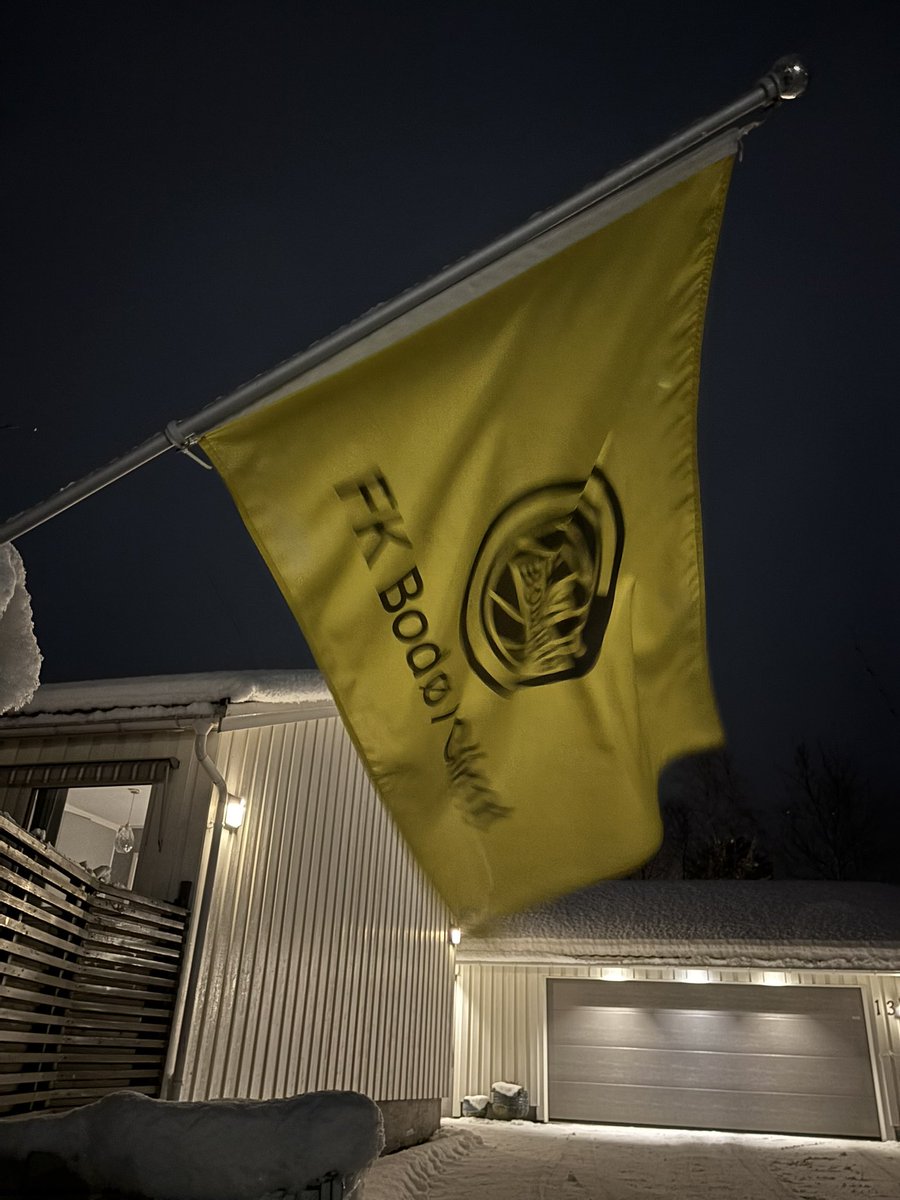 Kampdag💛 Gule flagg i sludd og sne og regn💛 distriktan e på vei, vi trossa stengte tunnella og løpske vogntog, alle mann tel Aspmyra💪 men av hensyn tel distriktan ønska eg meg kampstart 18.45 neste år😅 #førrevig