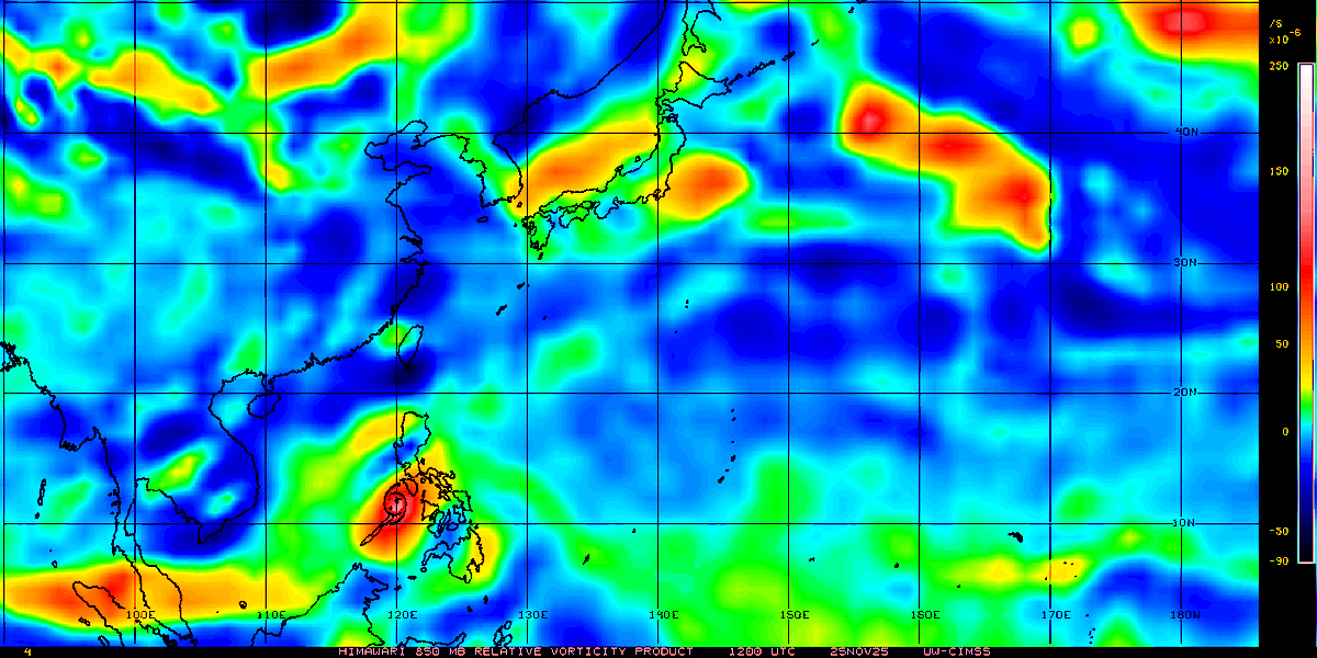 yunyan350's tweet image. #tropicalcyclone
#IndianOcean
#Cyclonestorm
TS級強度的04B很特殊雖然說它屬於北印度洋孟加拉灣洋區範圍內，但它卻活躍在馬六甲海峽之中，甚至整個風暴的核心已經完全堵住了狹窄的海峽，目前受到這個熱帶風暴的影響這塊區域的航運將受到波及。