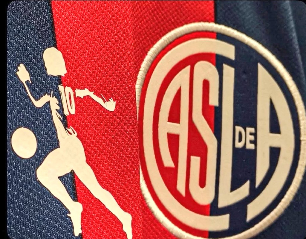 Solo se va el que se olvida.
#DiegoEterno 
#D10S