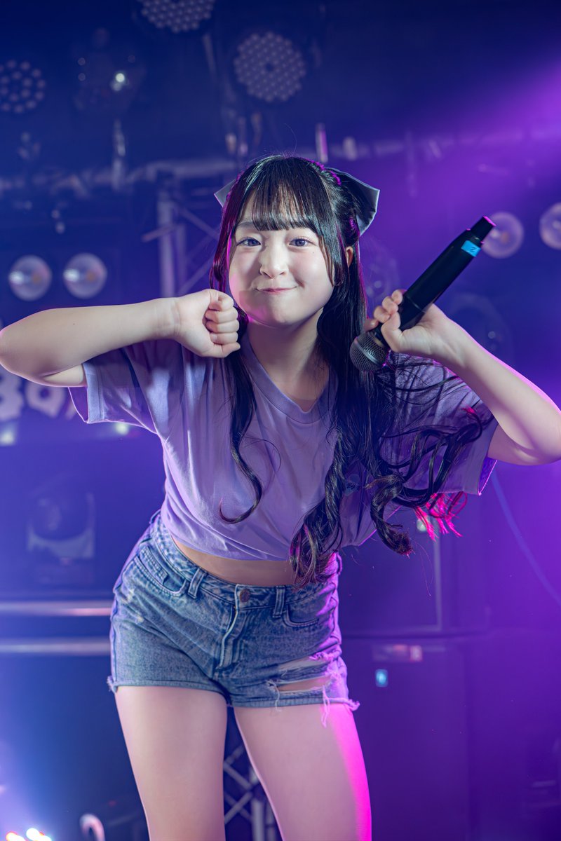 2025/11/22(土)☀沖縄Cyber-Box
Aqua Angel Collection 2025
#ビーバイユー(BeByU)
最年少17歳 紫担当💜
#永久つむぎ さん
同グループを初めて拝見したところ
好みのタイプの彼女に
知らずと目を惹かれてたら
めちゃくちゃ可愛いレスもらって
ファンになっちゃいましたよ(*´Д`)💕
#ライブ撮影