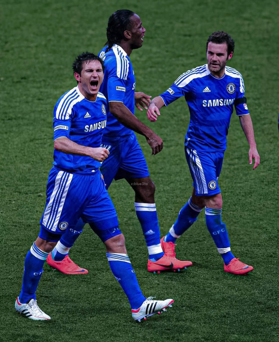 CfSimi's tweet image. Enzo Fernandez- Frank Lampard 
Liam Delap - Didier Drogba
Joao Pedro - Juan Mata

Against Barcelona tonight, Barcelona won&apos;t survive the hit that will be boiling from minute one to the last minute.