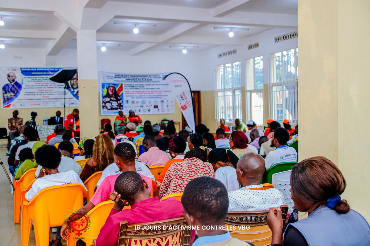 Initiative des jeunes filles en action tweet media