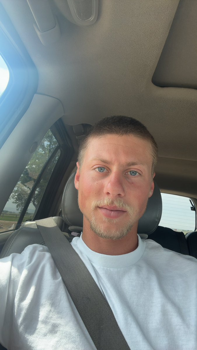 Who can make me a better pfp from either of the below images? 

I’d want my daughter cropped out, just my face. Maybe a white or black ring around the pic to give it more contrast or some pulsechain colors?