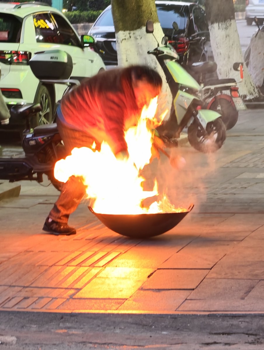 距离上一次，
还是上一次。