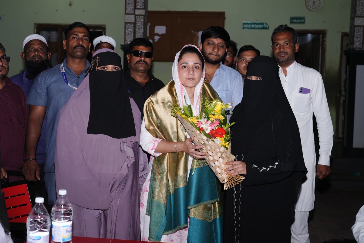 sanamalikshaikh's tweet image. निजामीय्या दारुल–उलुम येथे भेट दिली

📍संजयनगर, गेवराई

#CommunityConnect #EducationForAll #MLA #SanaMalikShaikh #Anushaktinagar