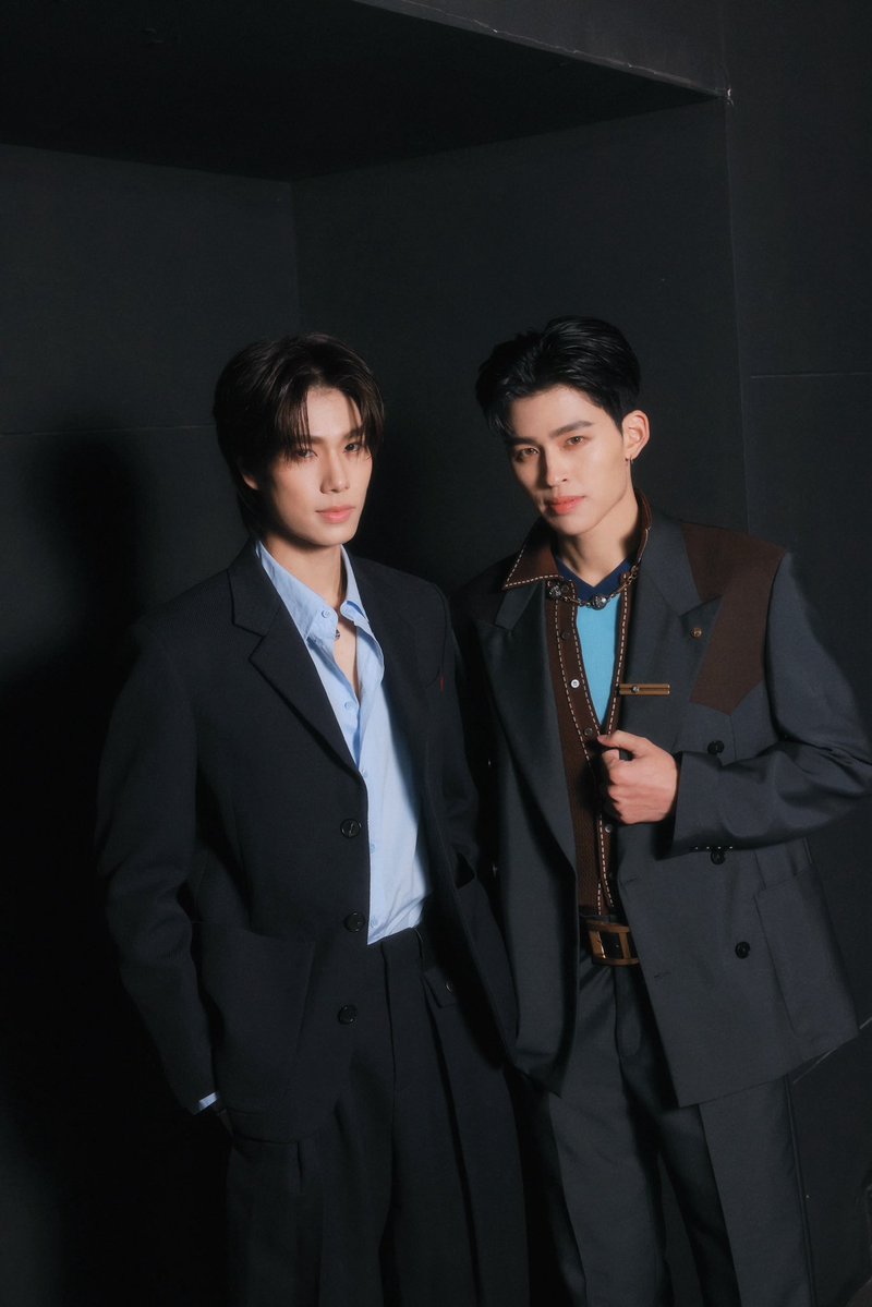 ReplayGMMTV's tweet image. หากย้อนเวลาได้ จะกลับไปรักกันอีกครั้ง ⏳

Replay ย้อนรักเก่า ให้เรารักใหม่
🎥 youtu.be/qTFyCaTOJhk 

#ReplaySeries
#GMMTV2026