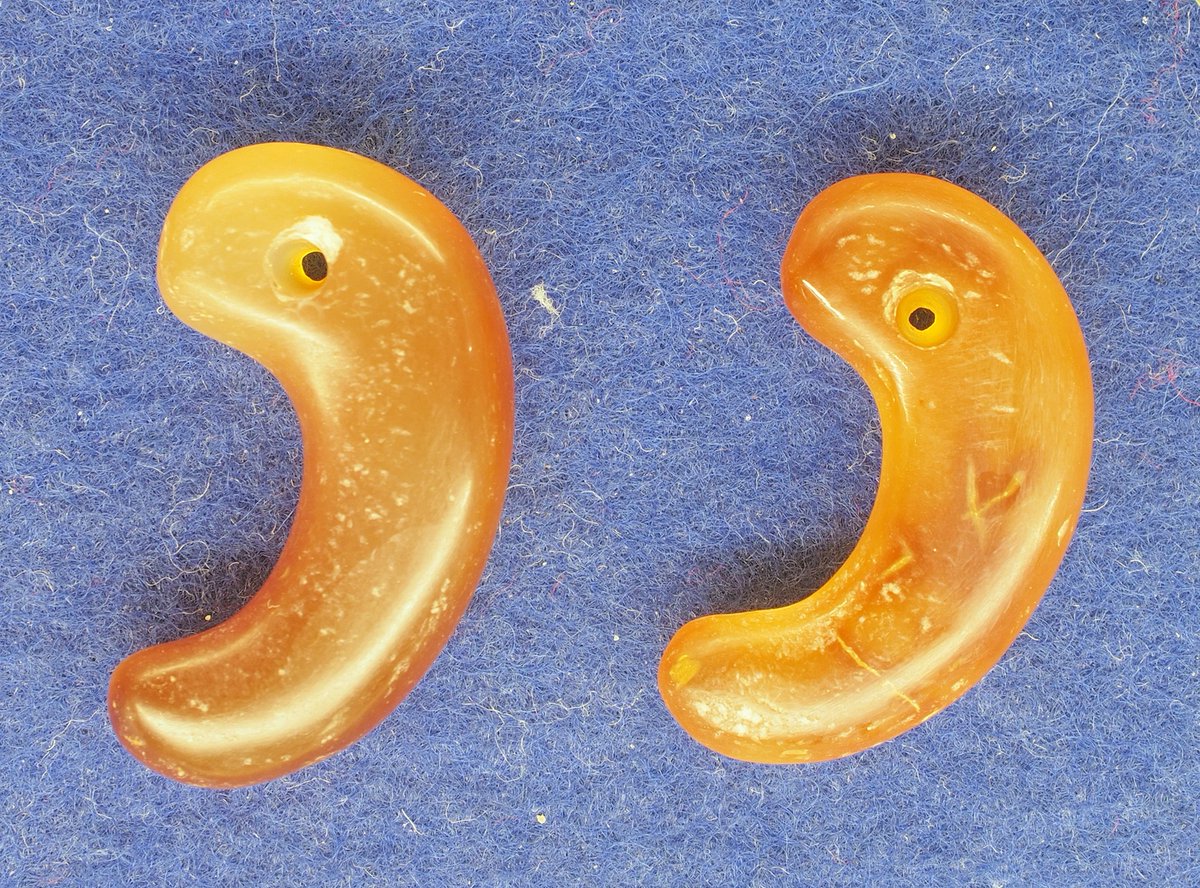 瑪瑙勾玉』 柿の種 稲童豊後塚B1・1号墳出土 古墳時代中期 5世紀