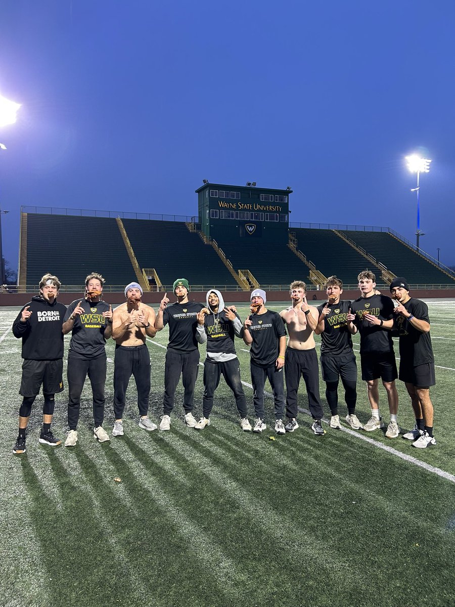 waynestbaseball's tweet image. Day 3 complete! The #EarnTurkey Challenge finale included weight room content, a stadium mile, tug-of-war. Great competition!