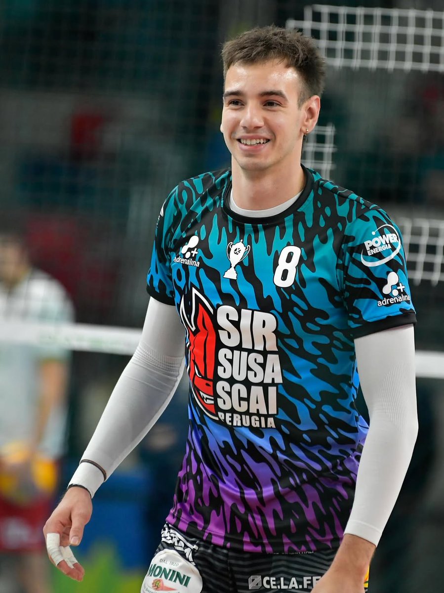 ithaaka's tweet image. This double whammy 😩💖