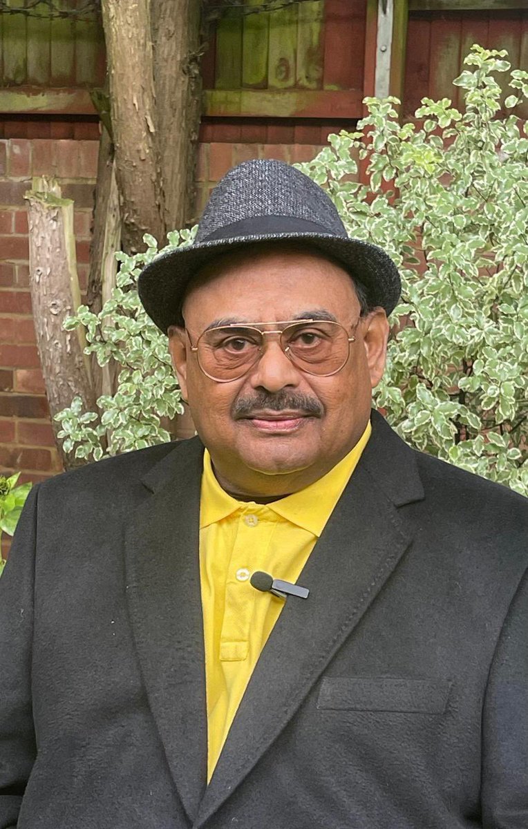 پی ٹی آئی کوضمنی الیکشن کا مکمل بائیکاٹ کرنا چاہیے تھا
۔۔۔۔۔۔۔۔۔۔۔۔۔۔۔۔۔۔۔۔۔۔

ضمنی انتخابات اورتحریک انصاف:
گزشتہ دنوں ملک میں قومی اورصوبائی اسمبلی کی نشستوں کیلئے ضمنی انتخابات ہوئے اور تحریک انصاف نے ان انتخابات کا ادھورا بائیکاٹ کیا۔ پی ٹی آئی کی جانب سے لاہور اورہری پور میں