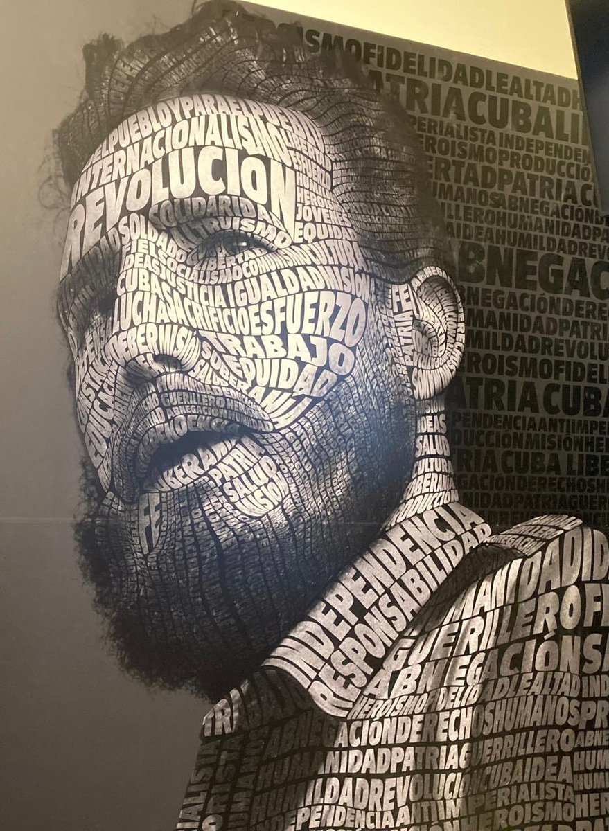 A 9 años de su siembra, recordamos y honramos el legado de #Fidel, uno de los líderes más importantes de nuestro tiempo. Sus ideas, pensamientos y enseñanzas constituyen una guía imprescindible para quienes luchamos por un mundo más justo, particularmente, en momentos como estos