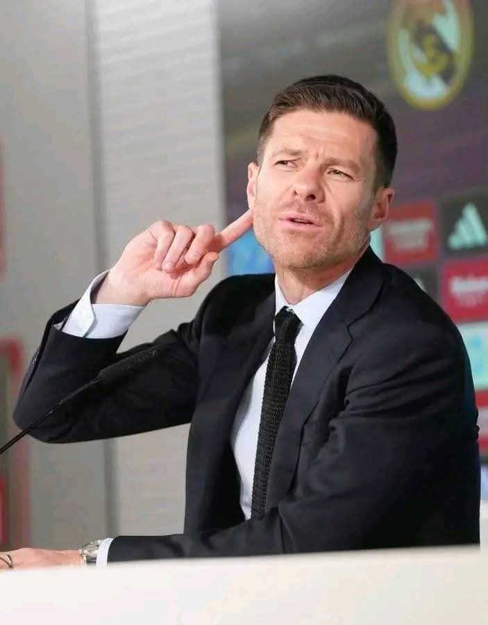 Xabi Alonso debe seguir con sus ideas y sus principios.

Es el jefe de este equipo y debe saberlo, ningún jugador está por encima de él 👏🏻