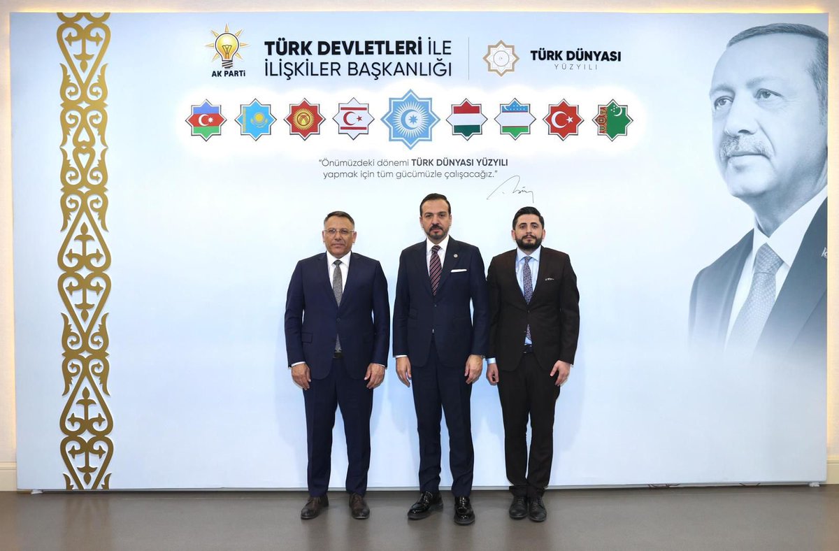 Rektörümüz Prof. Dr. Ekrem Gürel, AK Parti Genel Başkan Yardımcısı ve Türk Devletleri ile İlişkiler Başkanı Prof. Dr. Kürşad Zorlu’yu ziyaret etti.
Detaylar için: igdir.edu.tr/blog/haberler-…
<a href="/KursadZorlu06/">Kürşad Zorlu'nun Kardeşleri 🇹🇷</a> <a href="/EkremGurel/">Prof. Dr. Ekrem Gürel</a>