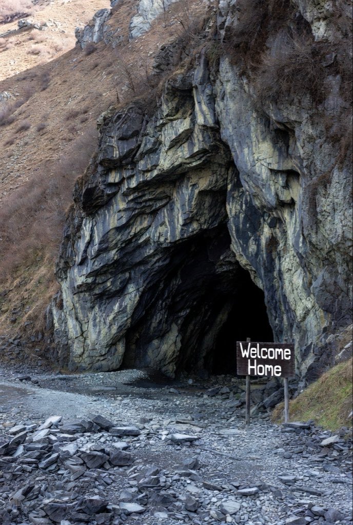 <a href="/truthtroll_X/">Truth Troll Official™️</a>