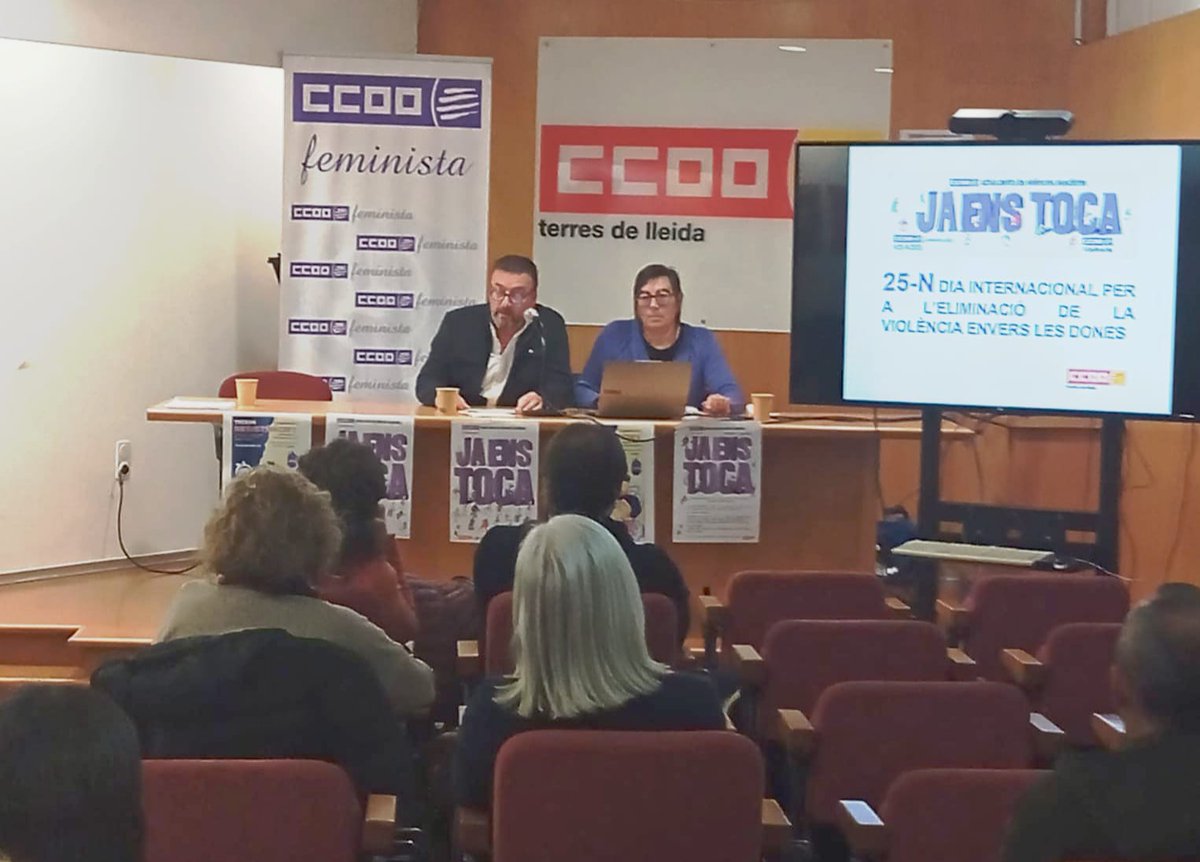 lainmaromeo's tweet photo. @CCOOLleida @ccoocatalunya @PereCCOOEdu @Cris_cpena @DonesCCOOCat Molt interessants i aclaridores les explicacions de la Sandra Aranda, Directora del SIE de Lleida i de la Gemma Pou, psicòloga infanto juvenil del SIE de Lleida.
Després el @PereCCOOEdu, secretari general de @CCOOLleida ha fet la cloenda de l'acte #25N2025
#CapDonaSola https://t.co/MoAA8BErkM