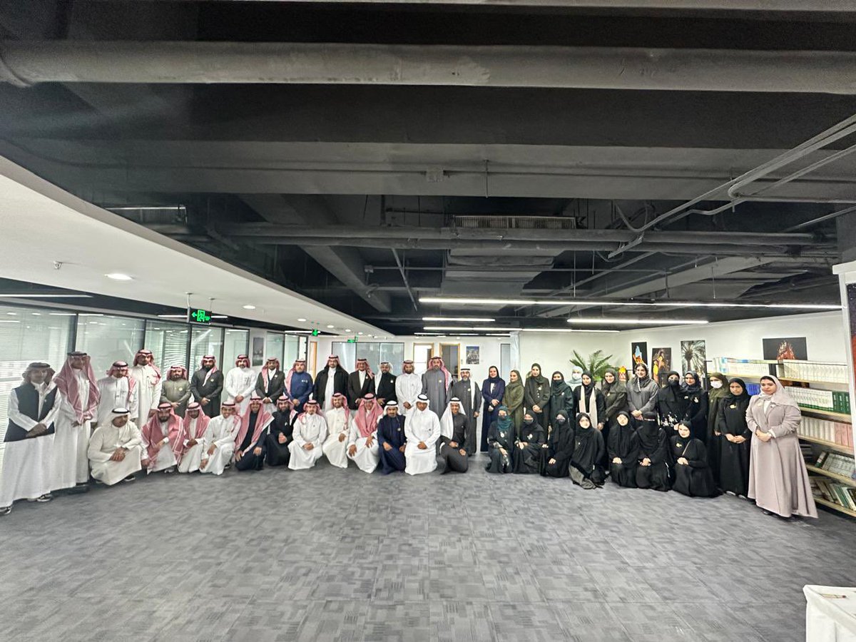 IMSIU_SD's tweet image. شارك وفد #جامعة_الإمام من الطلاب والطالبات في الرحلة الثقافية السعودية الصينية 2025، بإشراف #عمادة_شؤون_الطلاب وبدعم من صندوق الطلاب، حيث اشتملت الزيارة عدداً من المعالم الثقافية والجامعات الصينية، بهدف تعزيز التبادل الثقافي وبناء جسور التعاون الدولي.
#SDG4 
#SDG17…