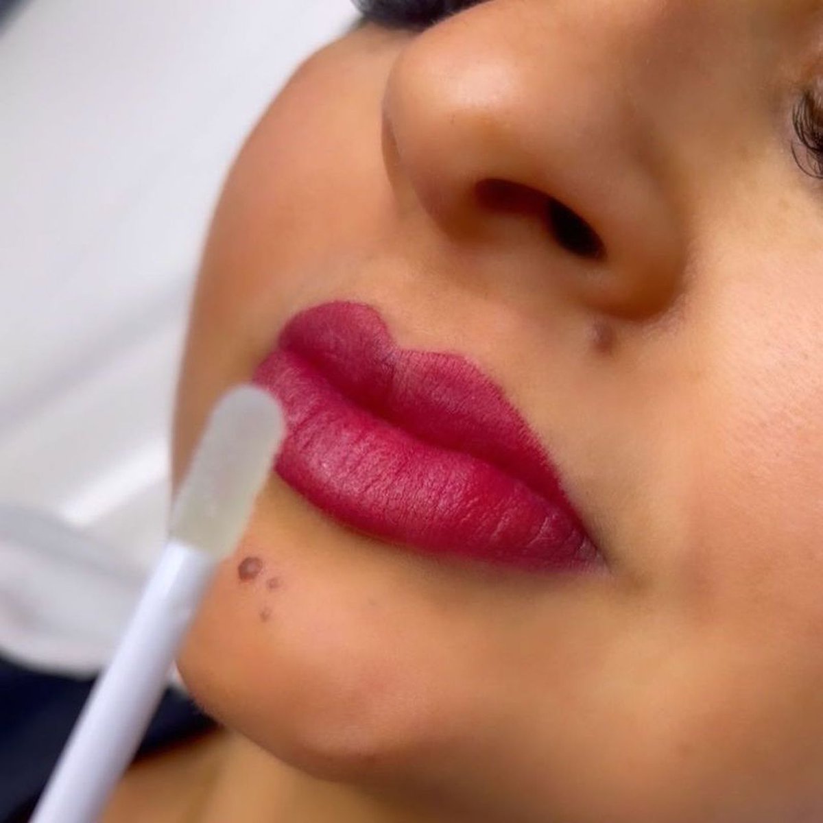 farbrows2022's tweet image. Natural beauty deserves to be enhanced, not hidden. With lip blushing services, we add color and definition to your lips. Reserve your session today and experience the difference!
#LipBlushingServices
ashburnpermanentmakeup.com/contact