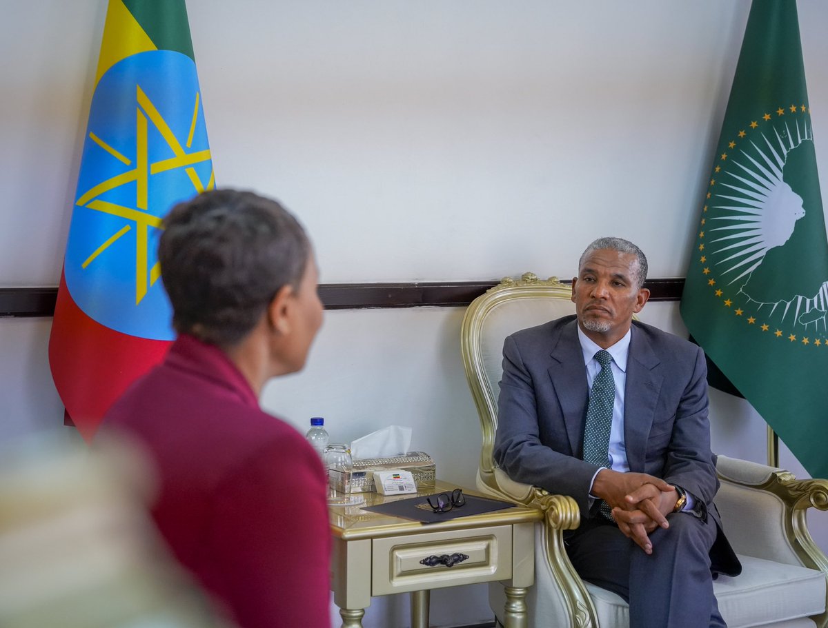 BerhanuTsegaye's tweet image. ኢትዮጵያ እና ሀይቲ ትልቅ ትርጉም ያለውና ረዥም ዘመን ያስቆጠረ ጥልቅ የሆነ ወዳጅነታዊ ትስስርን የሚጋሩ  አገራት ናቸው። ሀይቲ በአዲስ አበባ ኤምባሲ ለመክፈት ላሳለፈችው ውሳኔ የኢትዮጵያ መንግስት ከፍተኛ አድናቆት አለው።በዛሬው እለት በሀይቲ…