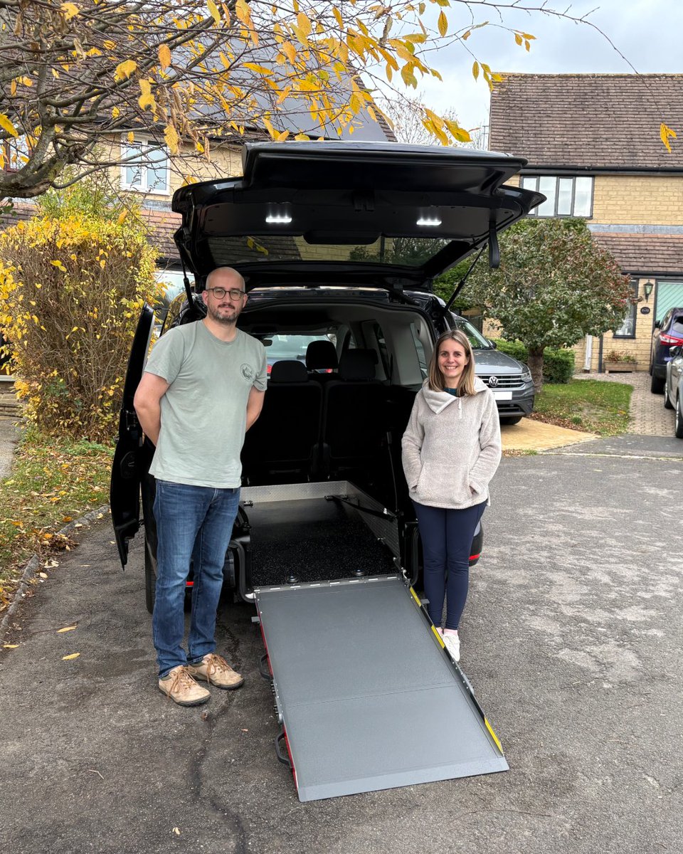 ConversionsTbc's tweet image. Delivery to Mr and Mrs Firth from Oxfordshire, accepting on behalf of their daughter.

Book your free home demo TODAY!

☎️ Call: 0800 999 5090
💻Visit: brnw.ch/21wXOsE

#HappyHandover #WheelchairAccessibleVehicles
