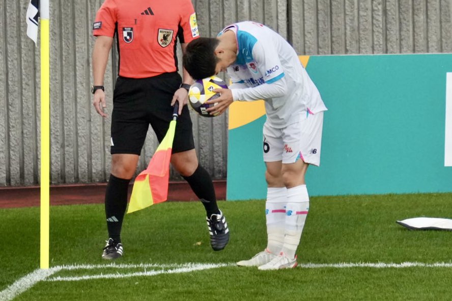 voissdefor1's tweet image. MF16  西澤 健太 選手 ②
J2リーグ 第37節 2025.11.23  vs藤枝MYFC 

何度もコーナーキックでいい球蹴ってたけどな

#西澤健太
#サガン鳥栖
#清水エスパルス
#spulse
#藤枝鳥栖 
#J撮り