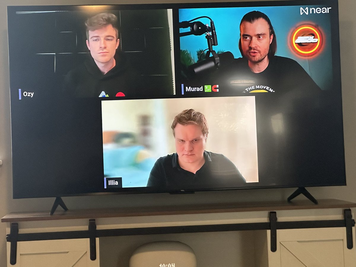 dragonisnear's tweet photo. Big Screen https://t.co/hnbR9Z4ZSU